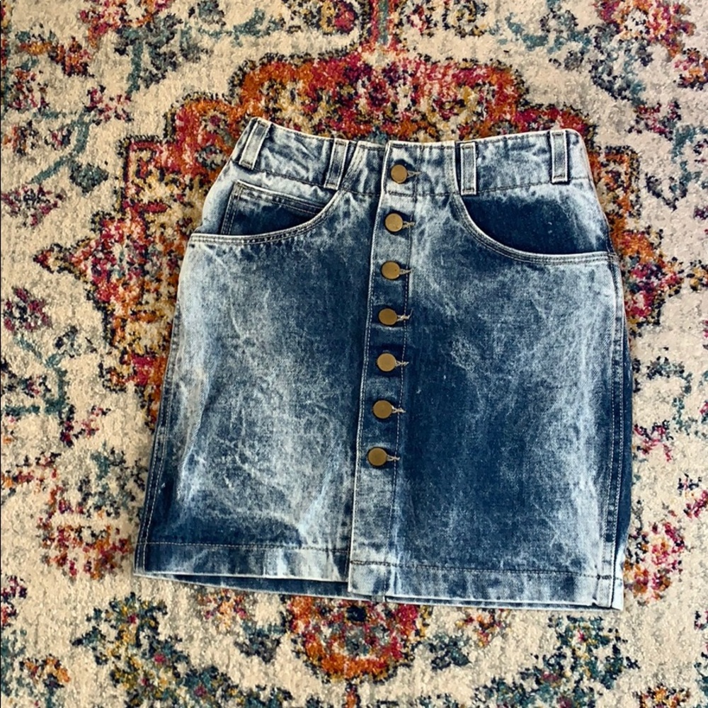 Acid wash skirt by candies in 5/6